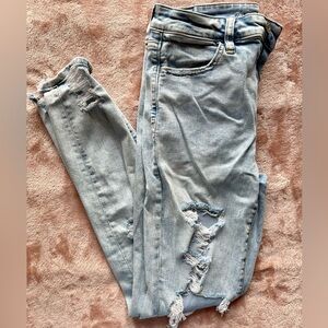 AE super hi rise jegging light wash ripped stretch denim